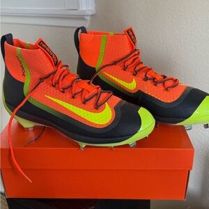 Nike Bright Orange and Green Sports Cleats